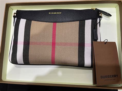 fake burberry peyton crossbody bag|burberry bag where to buy.